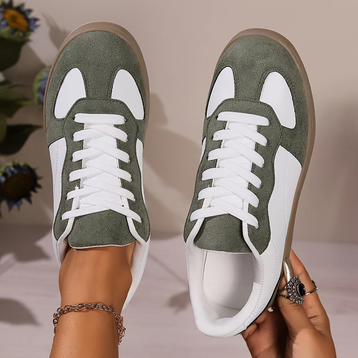 Green casual sneakers shoes - Mila