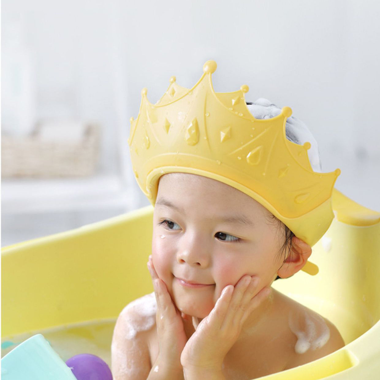 Shampoo Crown Cap™ - No more tears in the bath - Bath cap for kids