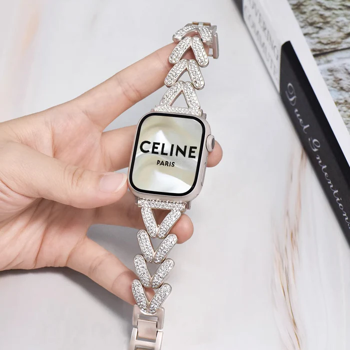 Luxury Heart Bracelet for Women - Apple Watch Straps