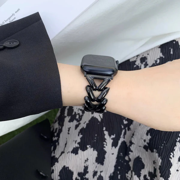 Luxury Heart Bracelet for Women - Apple Watch Straps