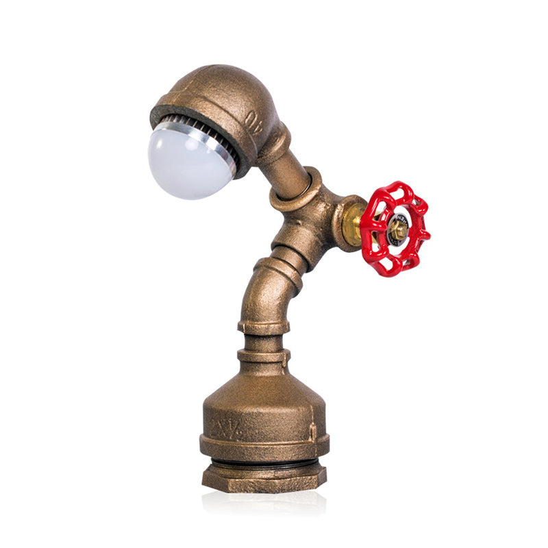 GlowBot – Steampunk-Roboterlampe aus Messing mit Daumenschalter