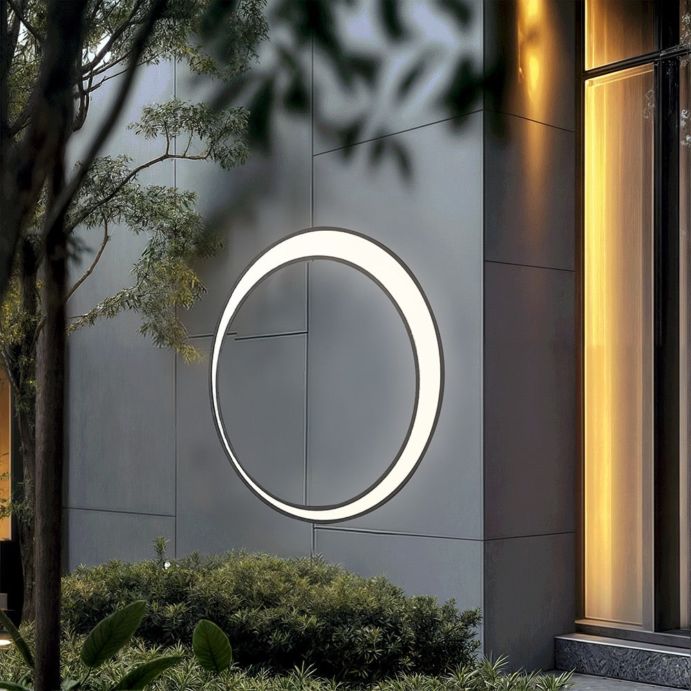 Vrimlo  Eclipse Outdoor Wall Lamp