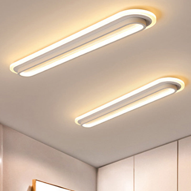 Lâmpada de Teto LED Oval Preta/Branca com Difusor de Acrílico