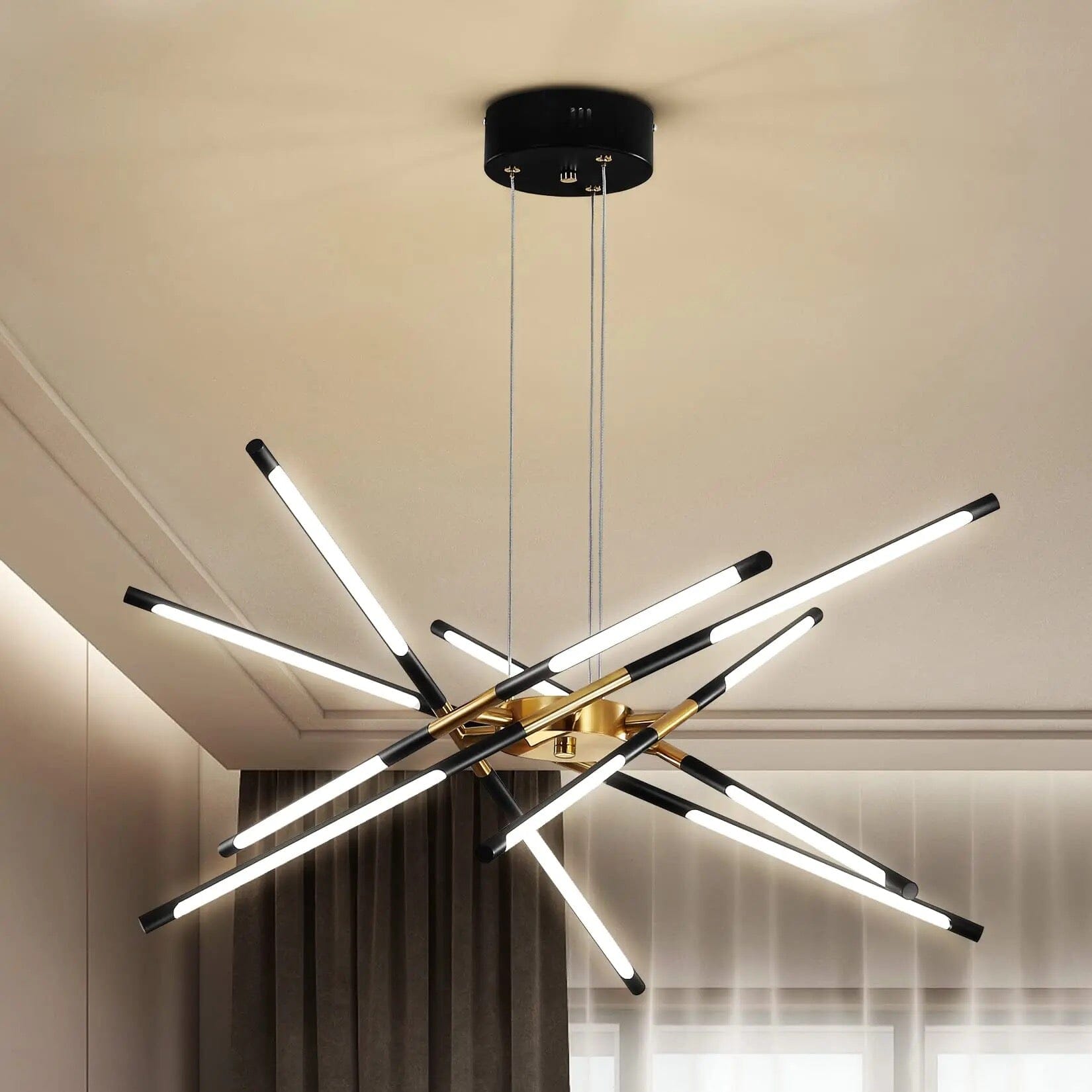 Stradivarius Spikey Chandelier