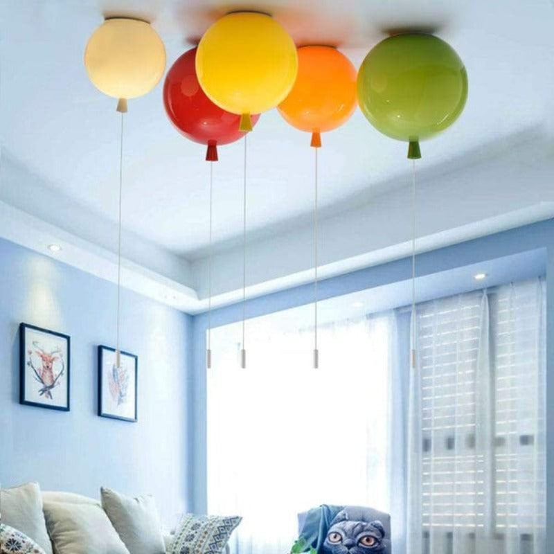 Lampada da soffitto a palloncino colorato