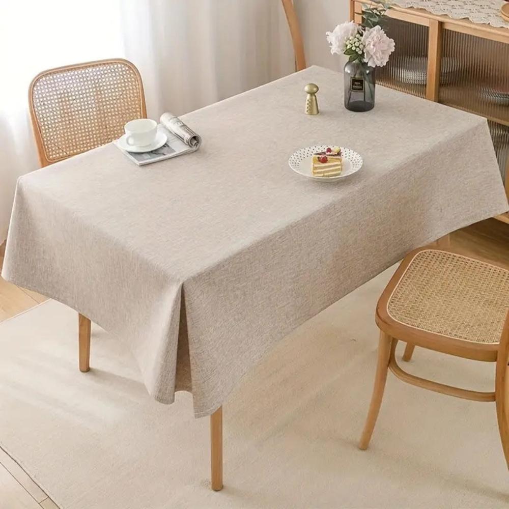 Nappe de table à manger minimaliste