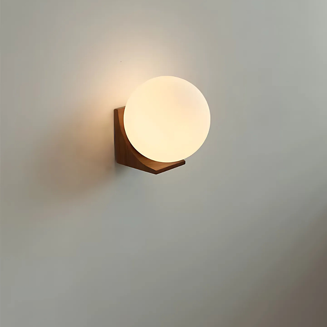 Smuk Sconce