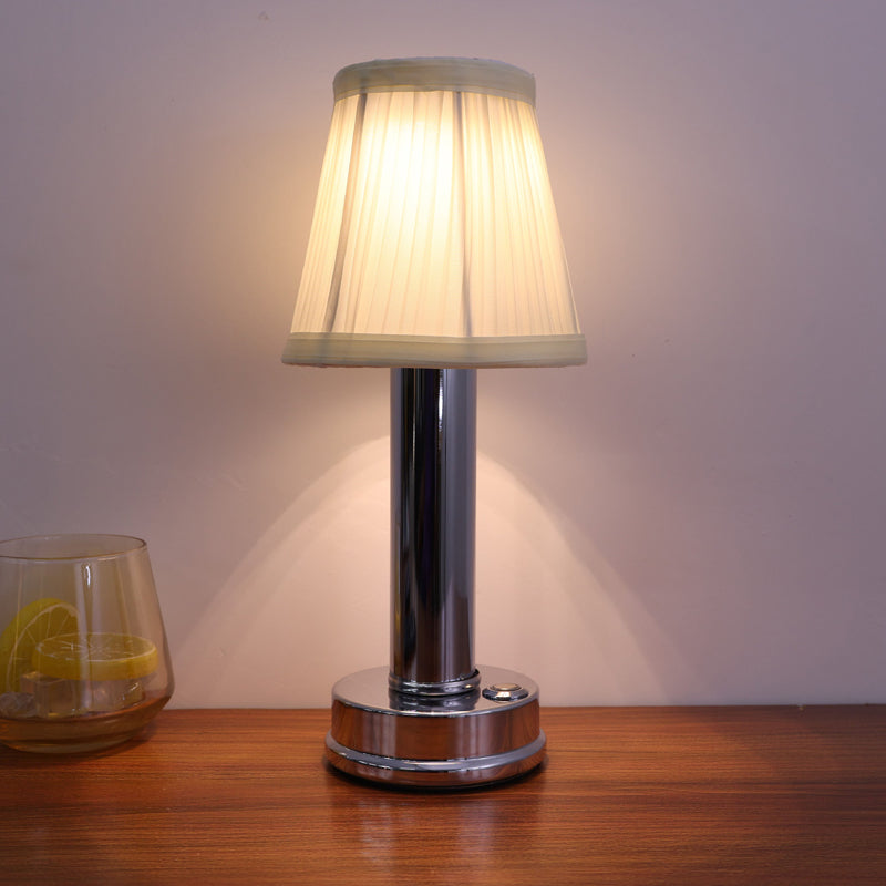 Lampe de table LED rechargeable sans fil en métal