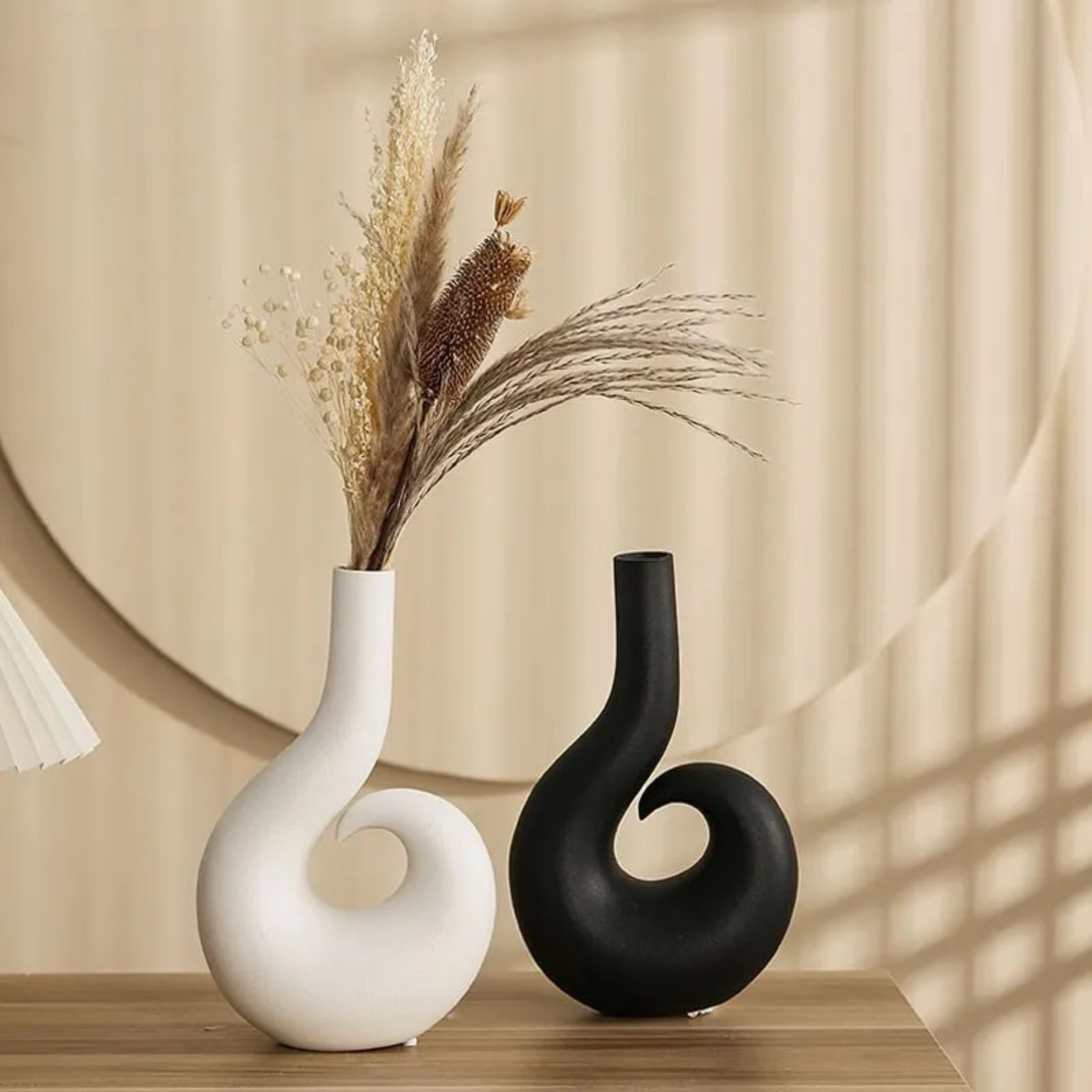 Comodo Spiralvase im Minimalismus-Stil