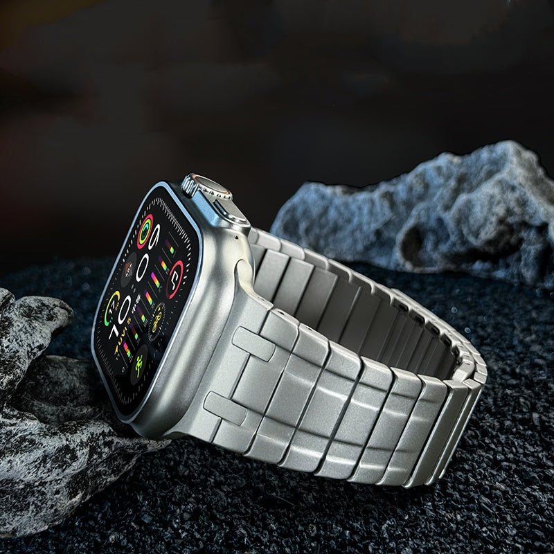 Bande magnétique en acier inoxydable givré AP pour Apple Watch