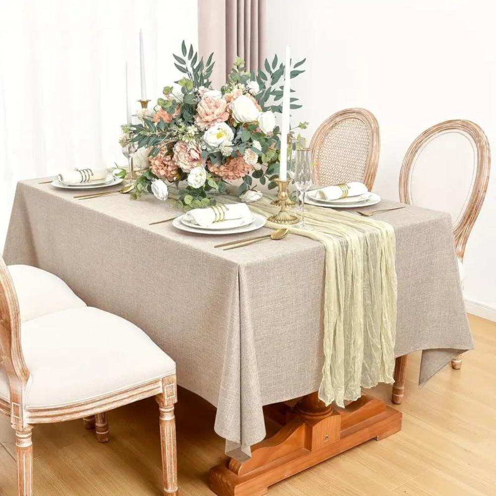 Nappe de table à manger minimaliste