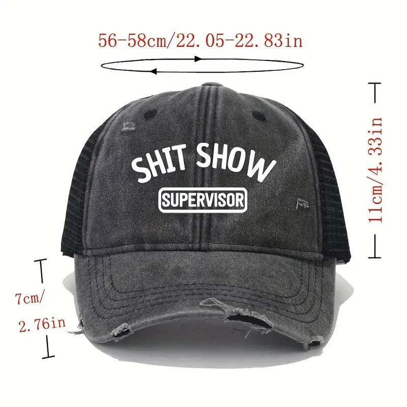 Kšiltovka s nápisem "Shit Show Supervisor"