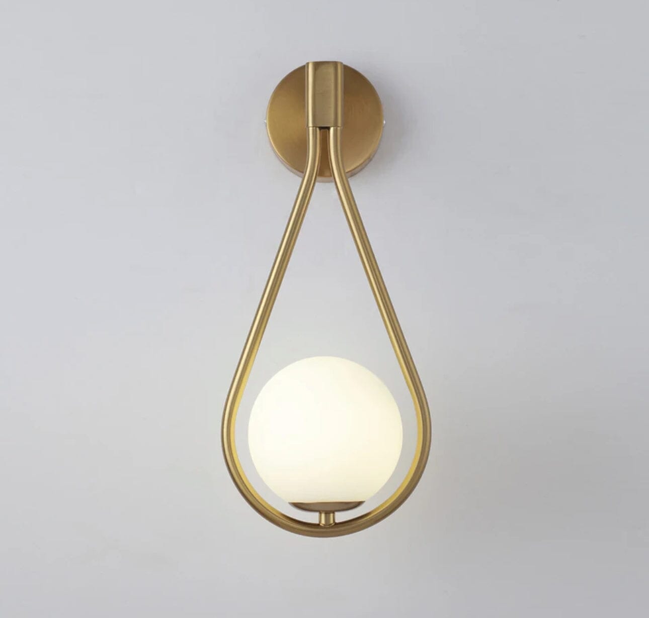 Goldene Tropfenlampe