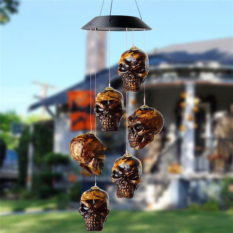 Campanas de viento de calavera para Halloween, luz LED alimentada por energía Solar para decoración de jardín, campanas de viento elegantes para exteriores, decoración, adornos de jardín