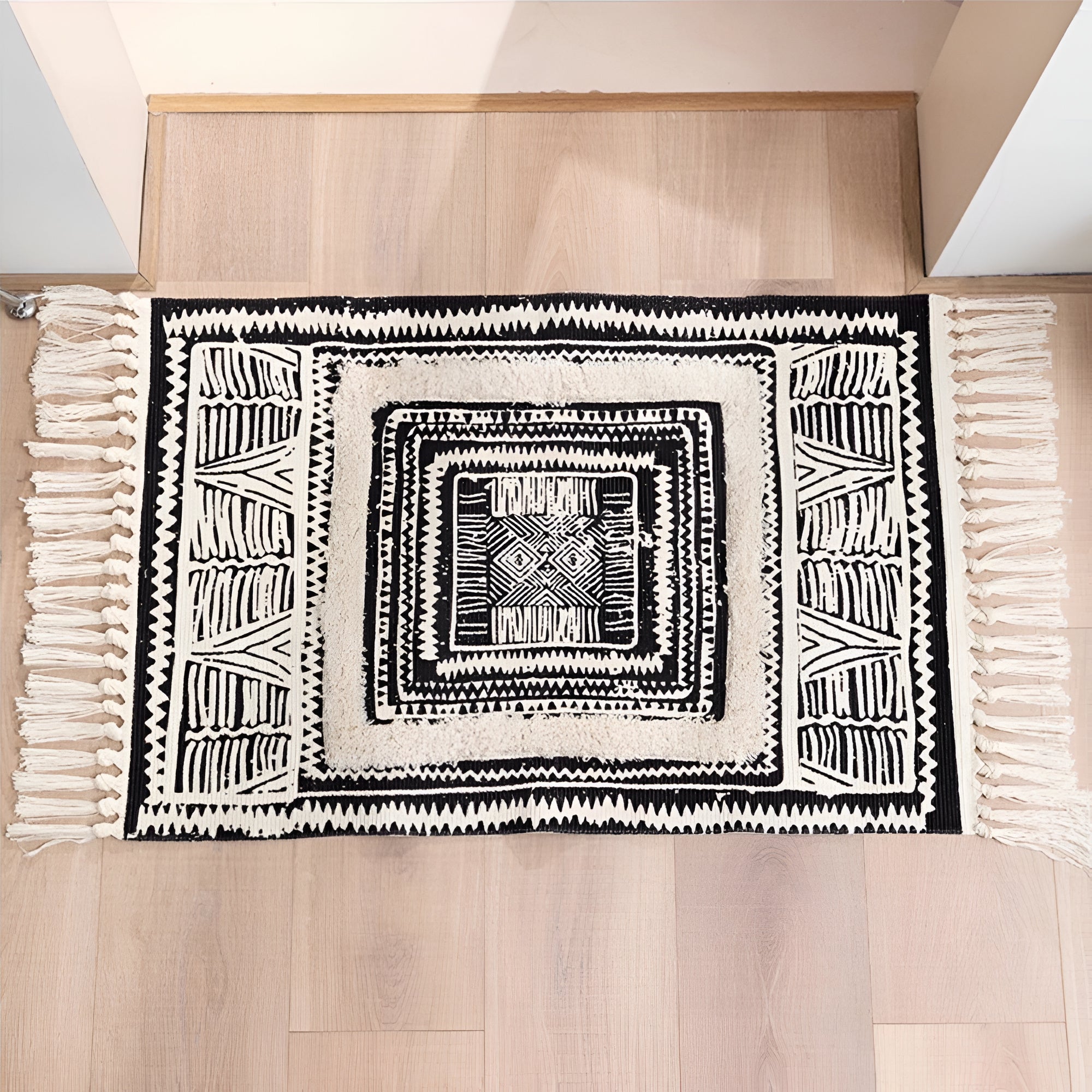 Black and White Geometric Tassel Floor Mat