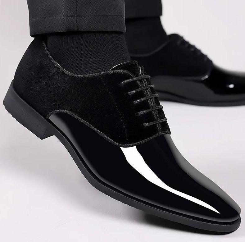 Chaussures en cuir verni haut de gamme GlanzGenuss pour hommes - style et confort combinés !