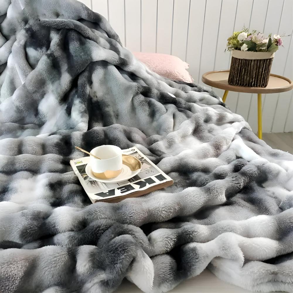 Ripple Tie-Dye Faux Fur Blanket