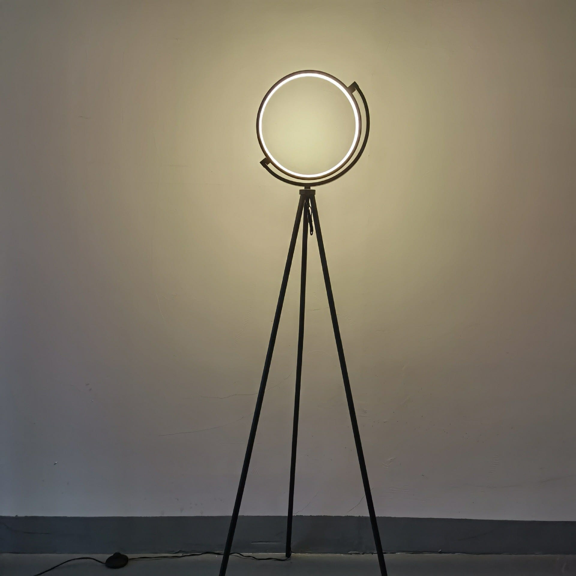 The Halo Lamp