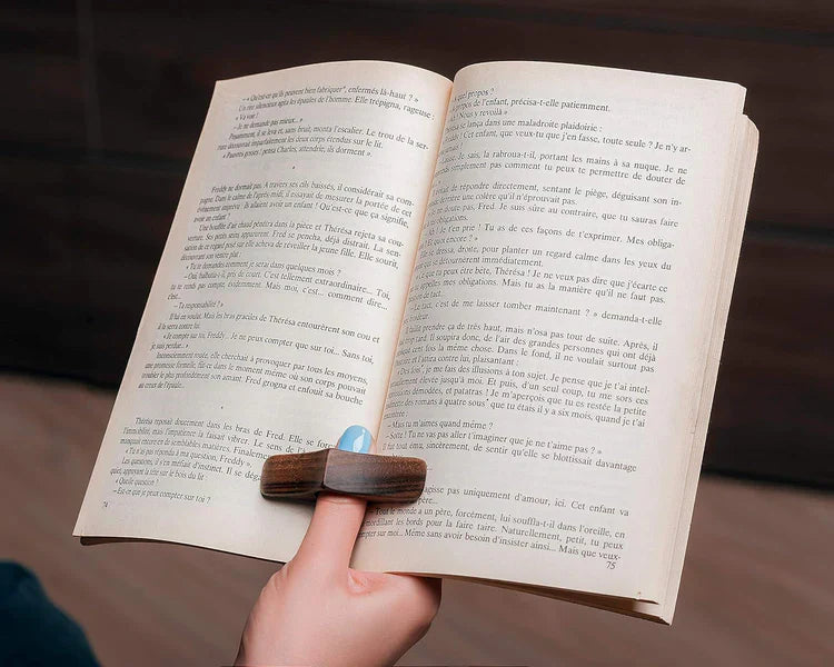 Thumb Book Holder