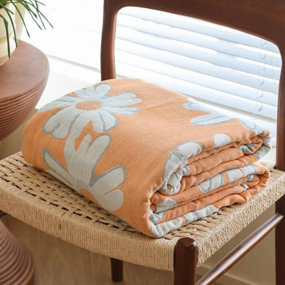 Summer-Ready Daisy Cotton Blanket