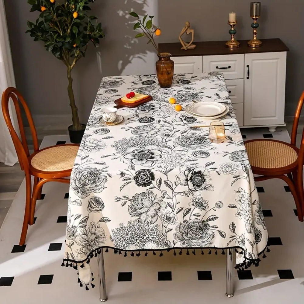 Toalha de Mesa de Estilo Campestre com Franja Floral Preta