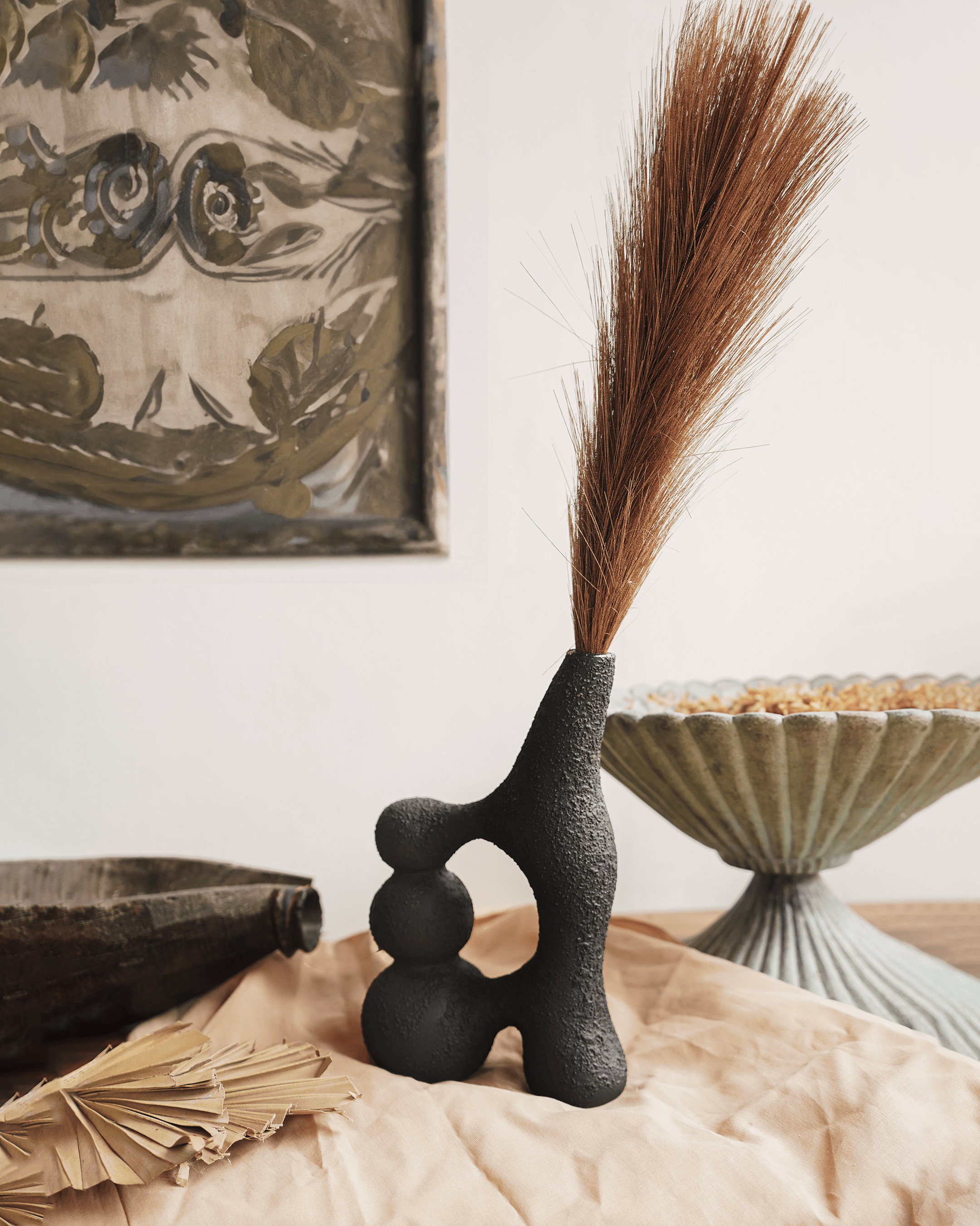 Abstrakte Noir Circlet Vase