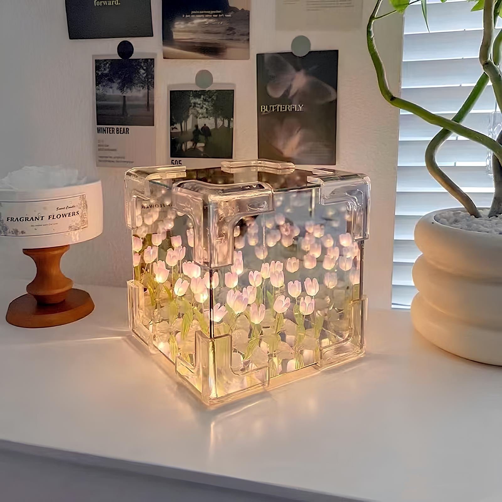 Lampada da notte piccola creativa a forma di cubo tridimensionale con fiore di tulipano creativo fai-da-te