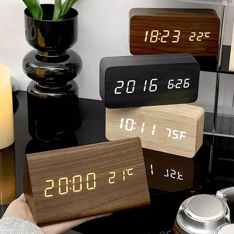 Futura - Reloj Despertador Digital de Madera con Termómetro Incluido