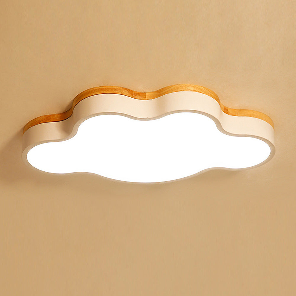 Lámpara de techo LED con diseño de nubes