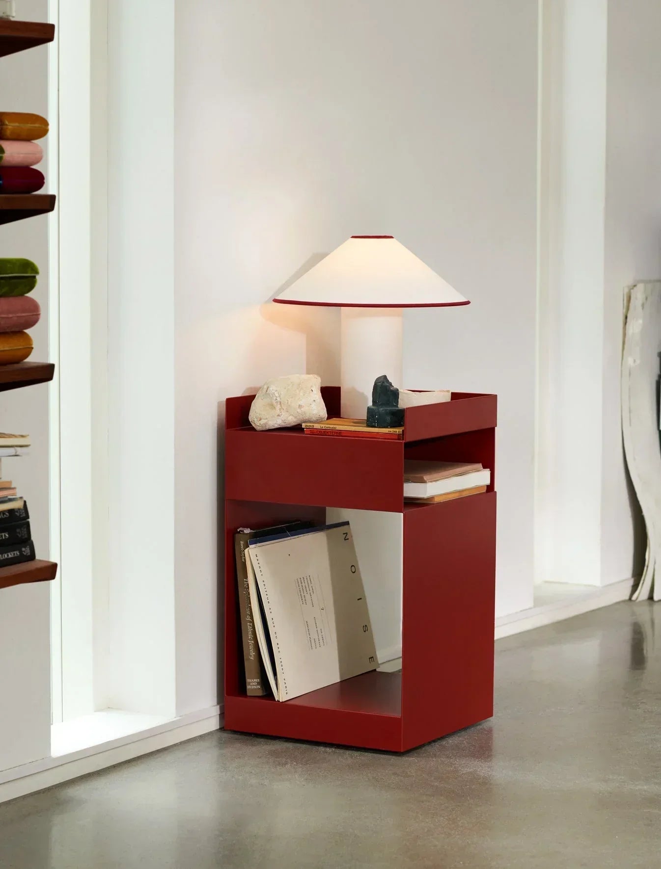 Lampada da tavolo Colette – Elegante soluzione di illuminazione per interni moderni