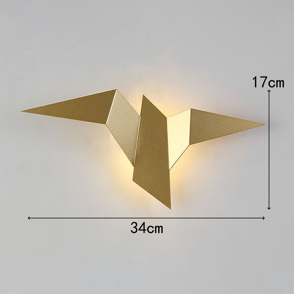 Applique creativa in ferro a forma di uccello