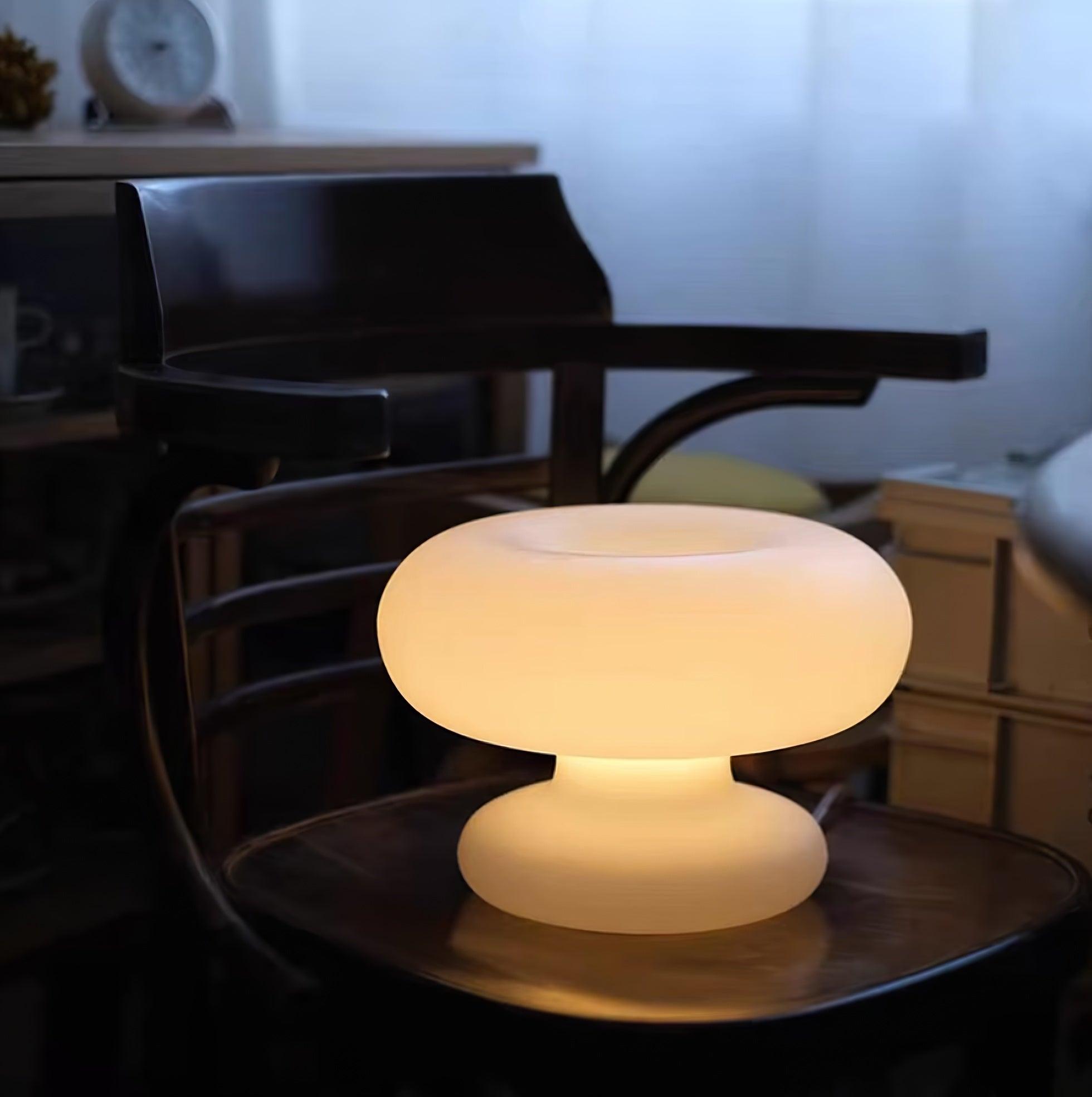 DonutLamp - Lampe de table douce et lumineuse, parfaite pour n'importe quelle pièce