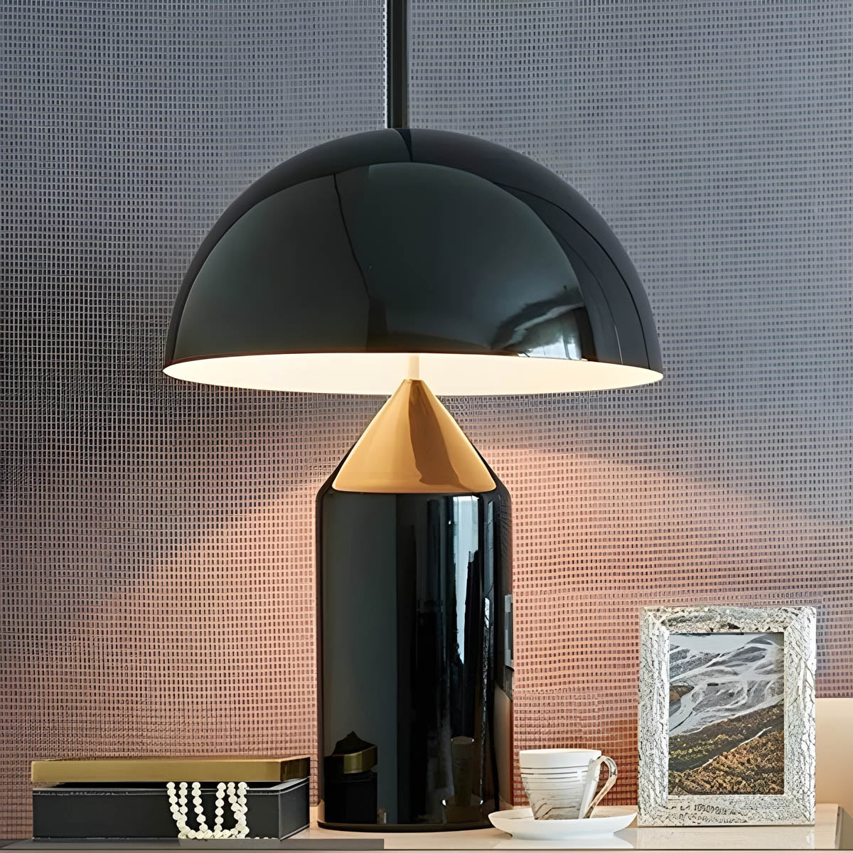 RadianceLuxe – Modern pendant light with luminous design