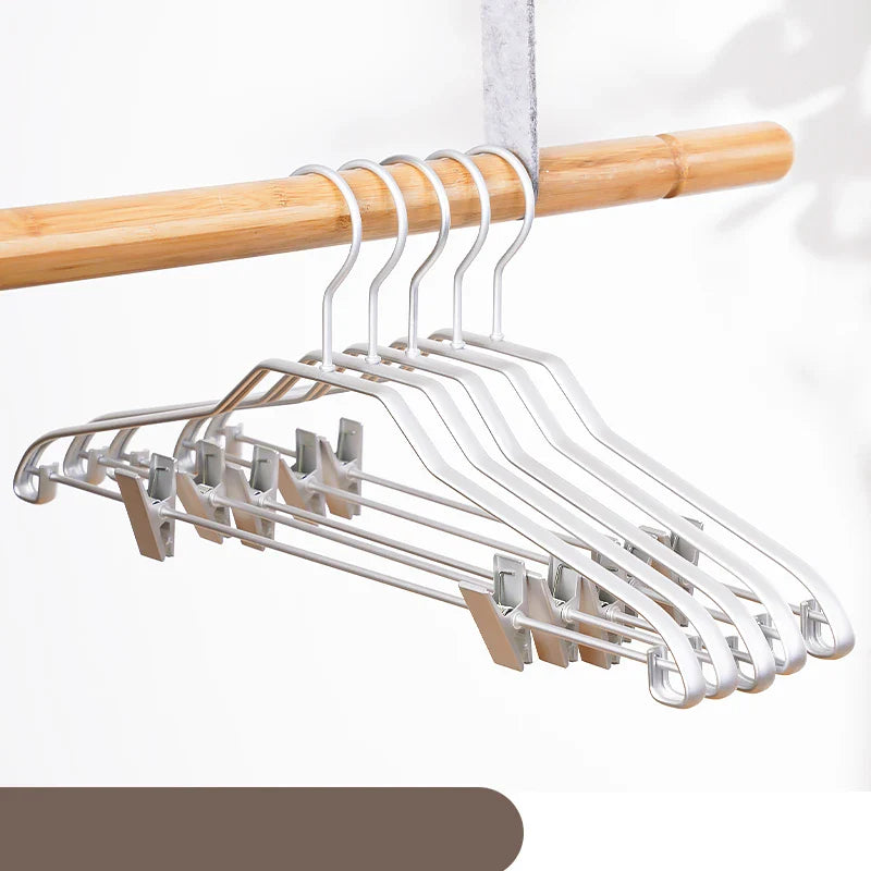 Sara 5pcs Anti-Slip Metal Trouser Hangers – Space-Saving Closet Organizer