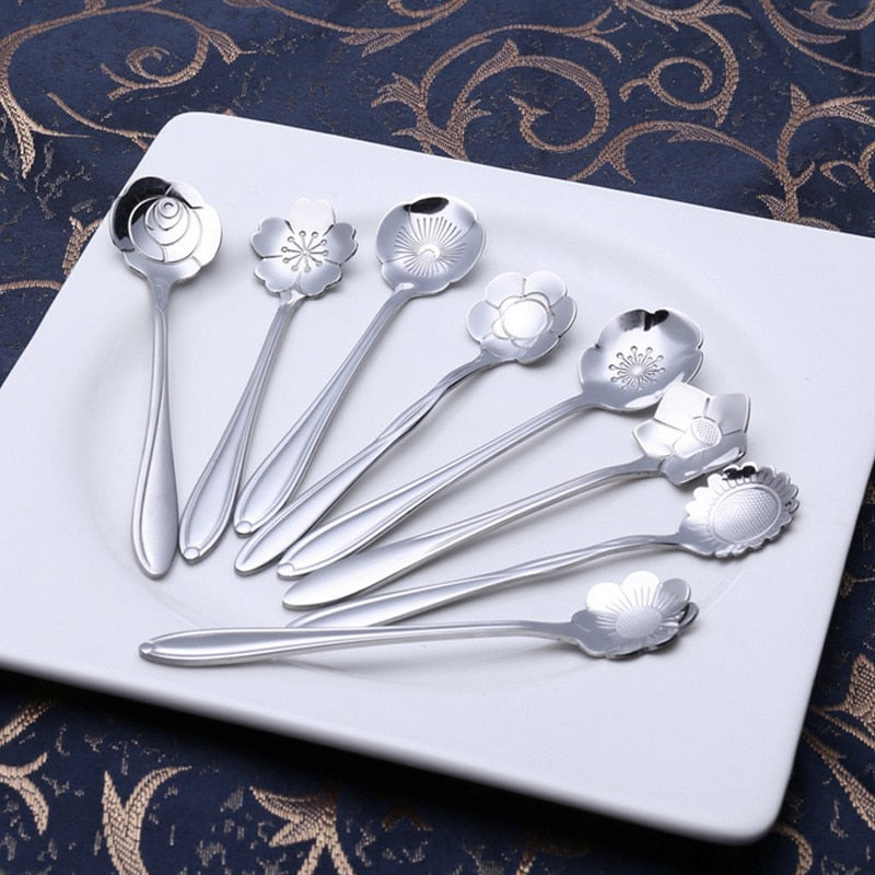 Vrimlo® 8-piece Stainless Steel Flower Teaspoon Set