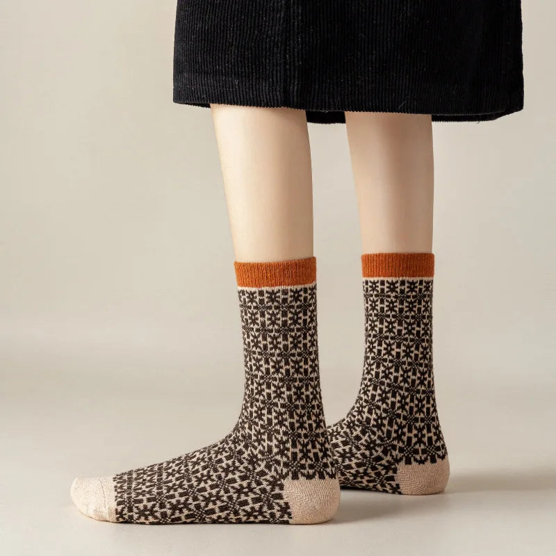 DaiShana Luxury Wool Winter Socks for Women - Warm Geometric Patterns