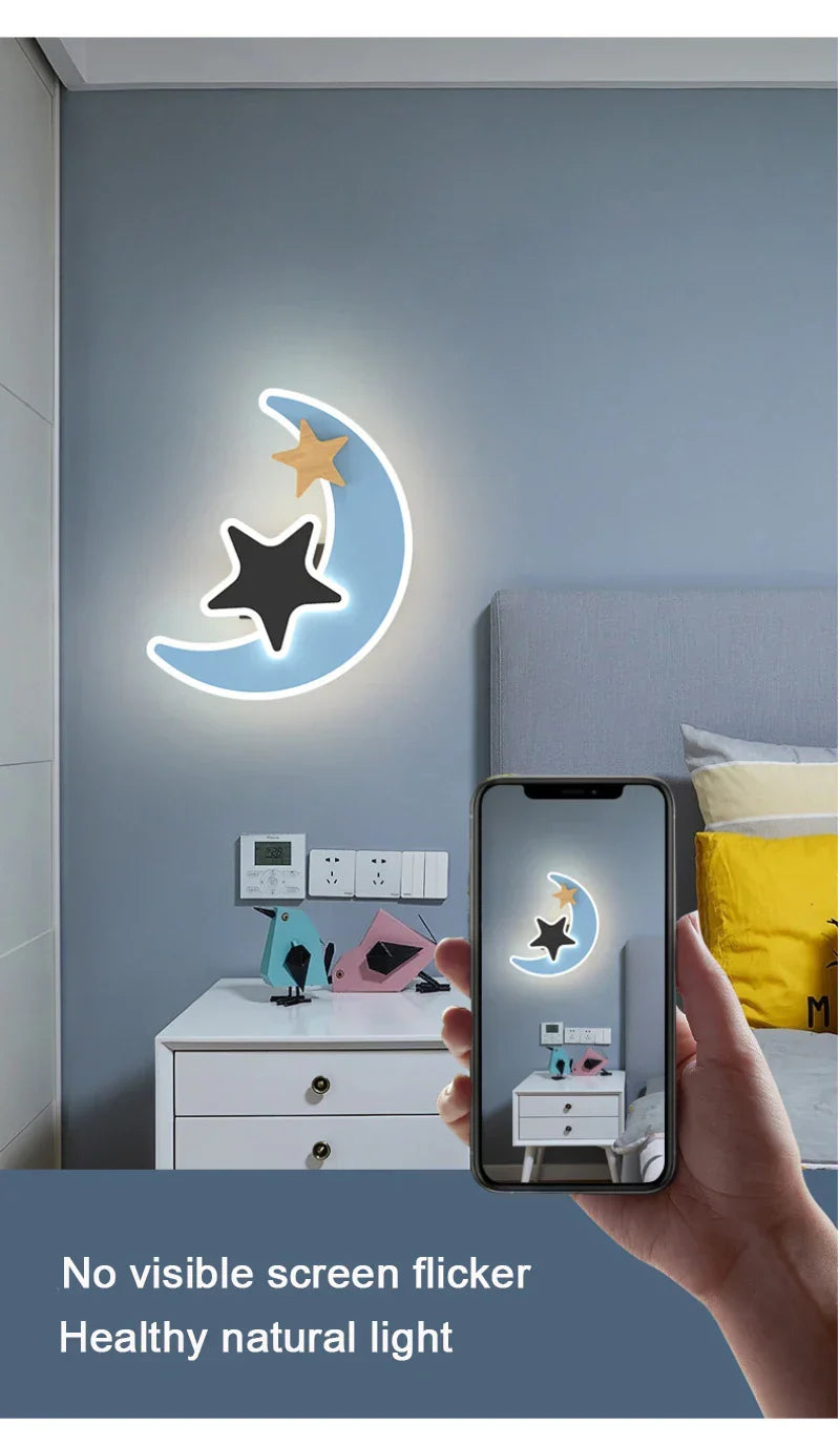 Lampe murale LED en forme de fusée de dessin animé