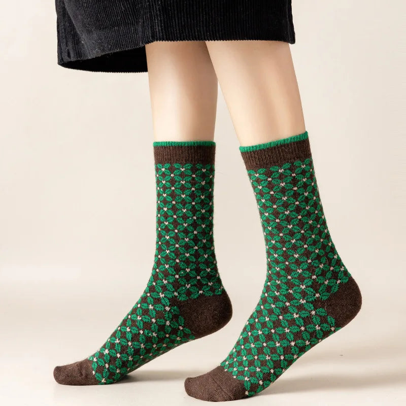 DaiShana Luxury Wool Winter Socks for Women - Warm Geometric Patterns