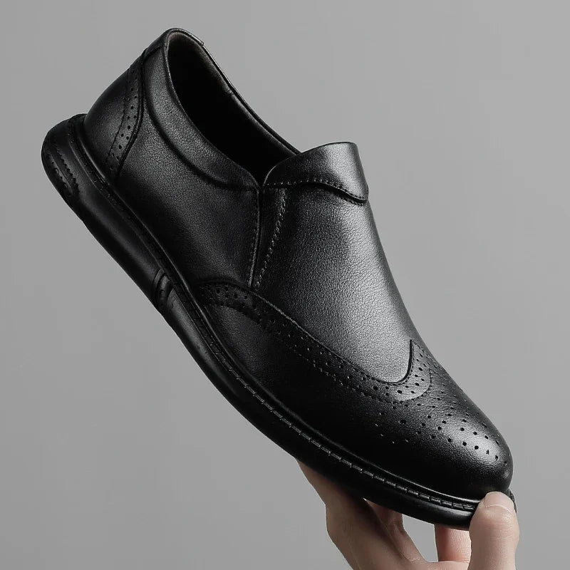 Sapatos de couro de luxo ElegancePro para homens