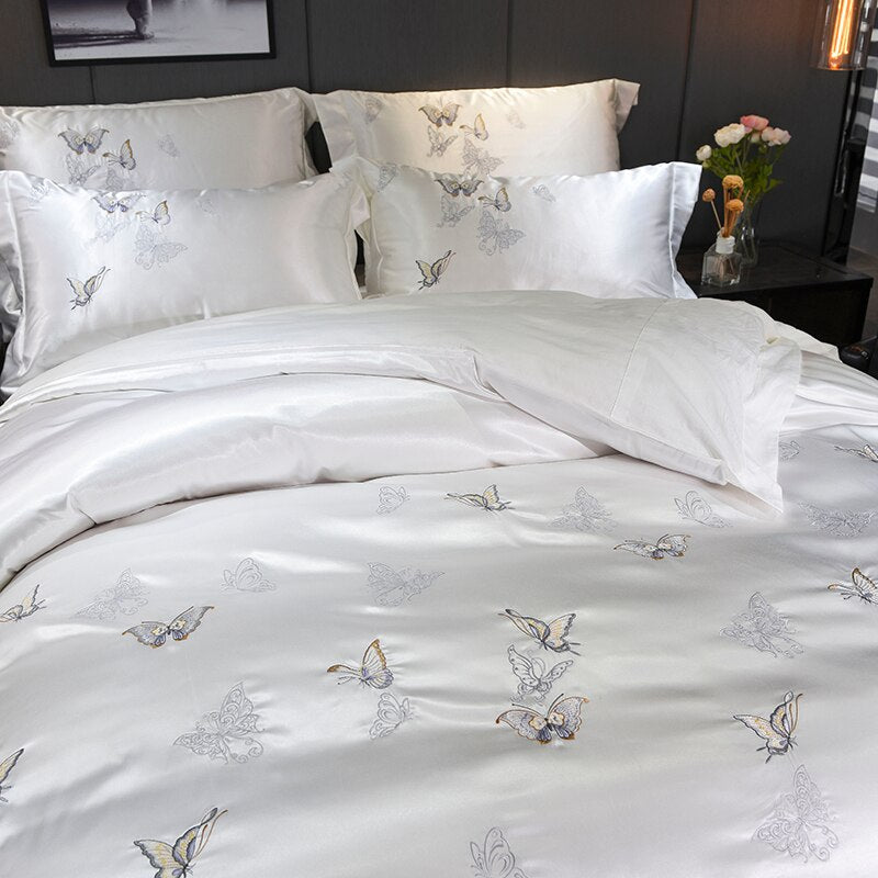 Mazeyna Parure de lit de luxe en coton et soie Blanc argenté Motif papillon