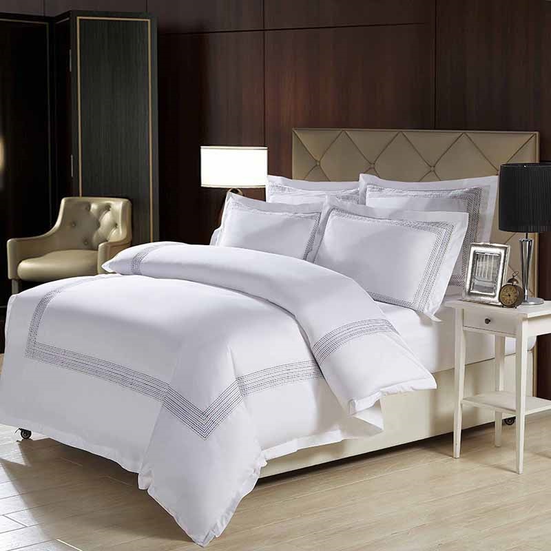 Abyad Hotel Rainbow Stitch Egyptian Cotton Bedding Set