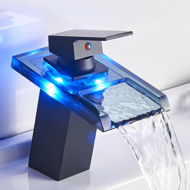 Grifo de baño con cascada LED