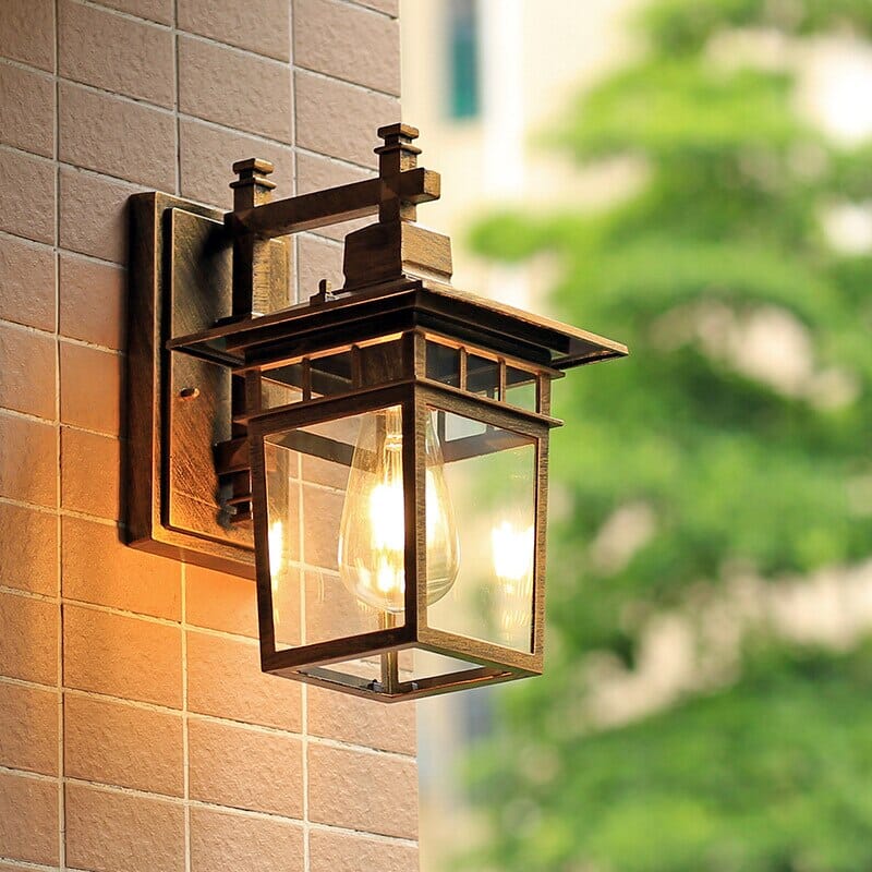 Retro Outdoor Yates Wall Lamp