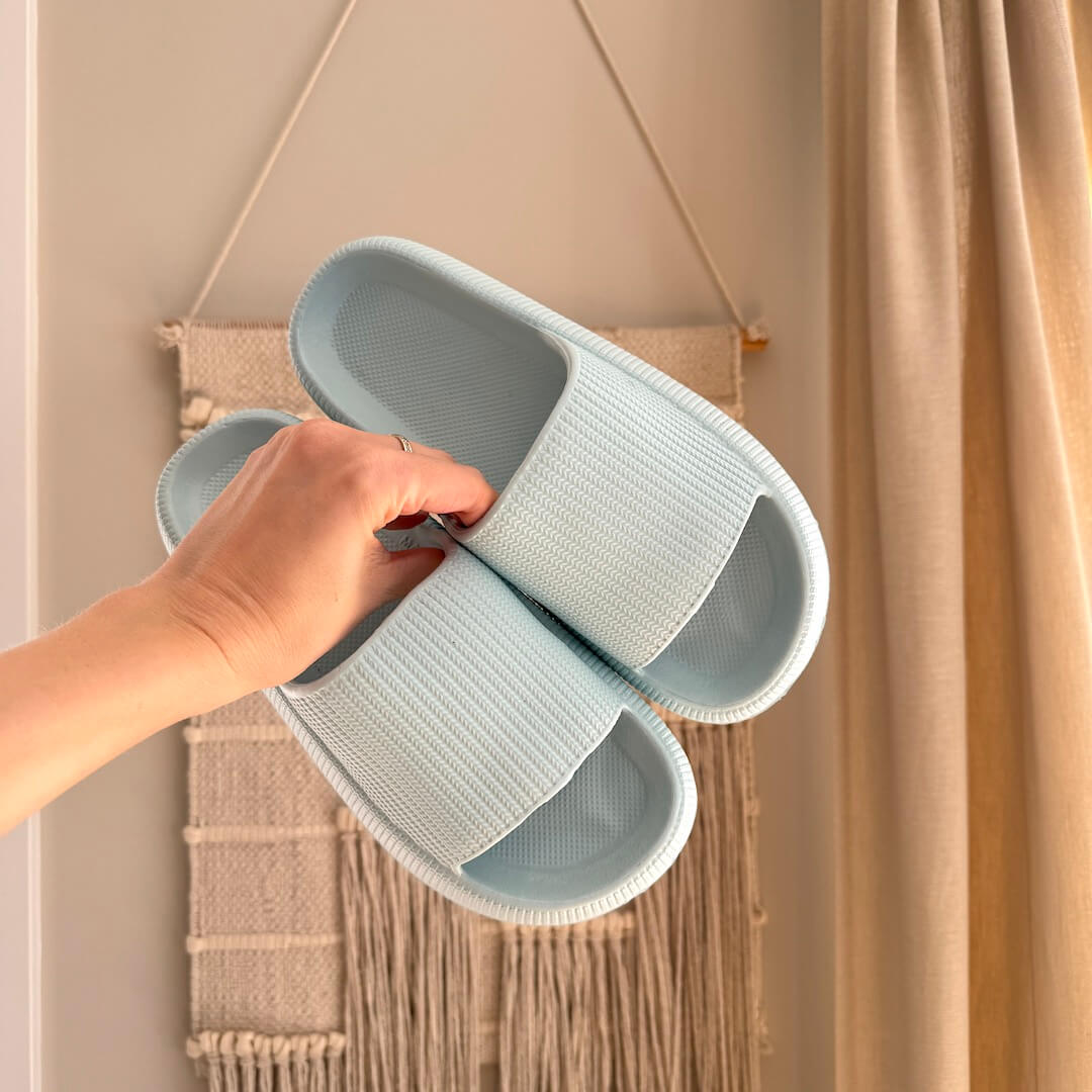 Bliss Cloud Slides Slippers