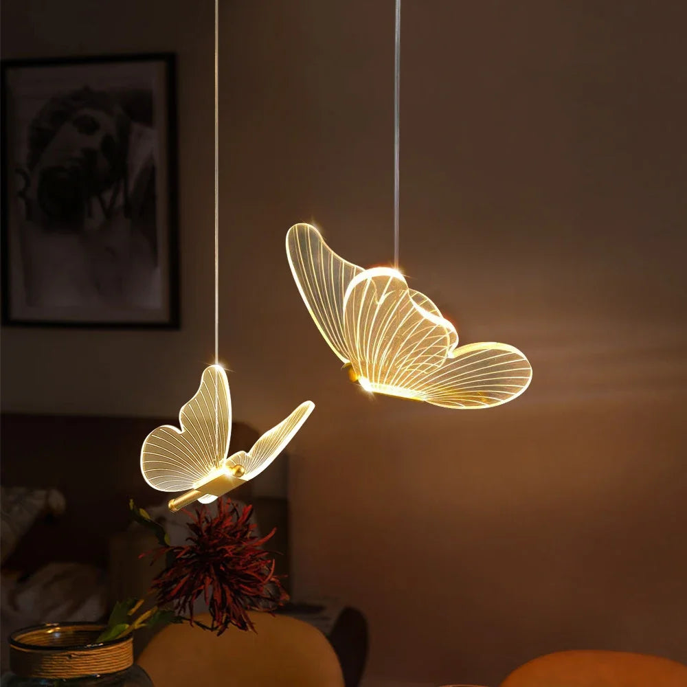 FlutterGlow - LED lampa wisząca w kształcie motyla