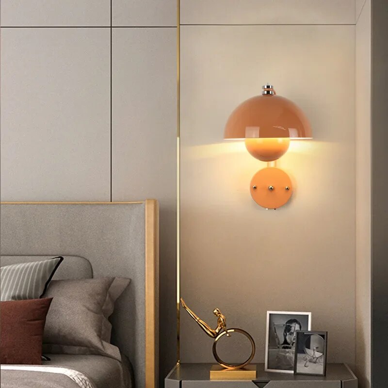 Auroraglo wall lamp