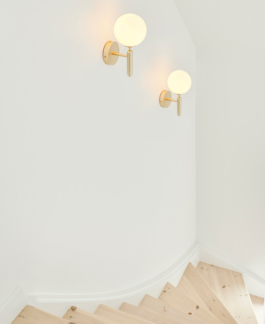 Scandiluxe wall light