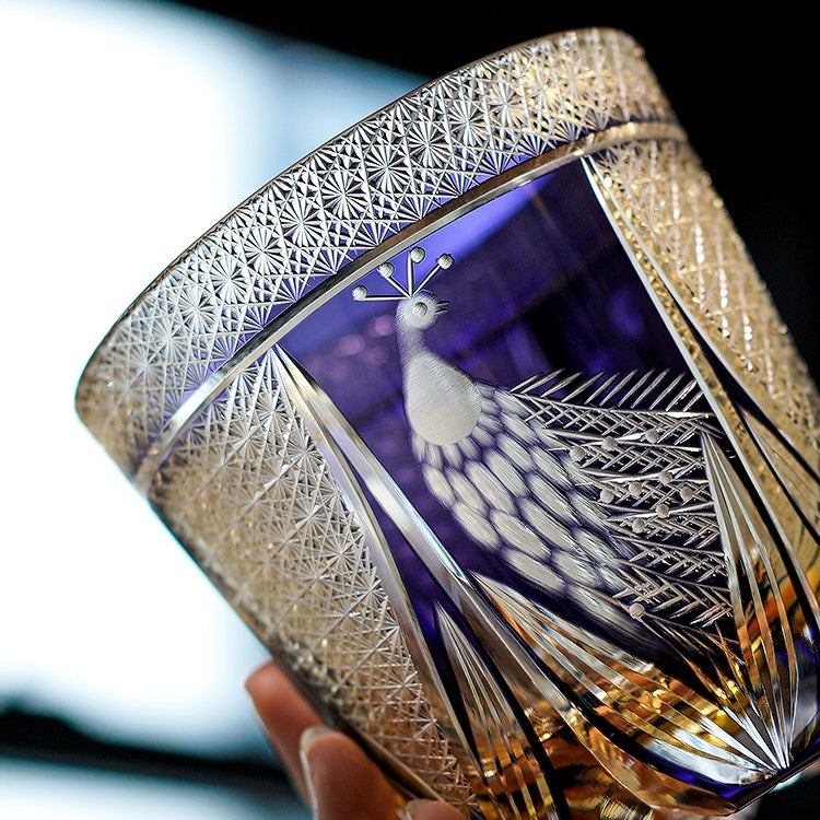 Edo Kiriko Handgemaakt Violet Peacock Whiskyglas met houten kist