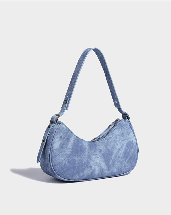 Kaida Buckle Hobo Crescent -laukk