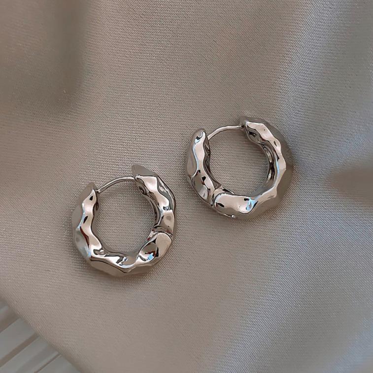 Sofia Hoop Earrings